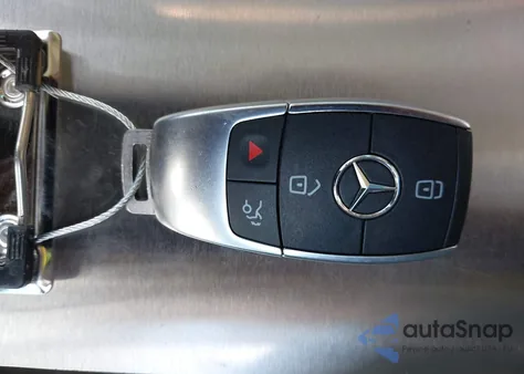 2021 Mercedes-Benz Gls 580 4Matic z USA, uszkodzony, nr VIN 4JGFF8GE0MA403741